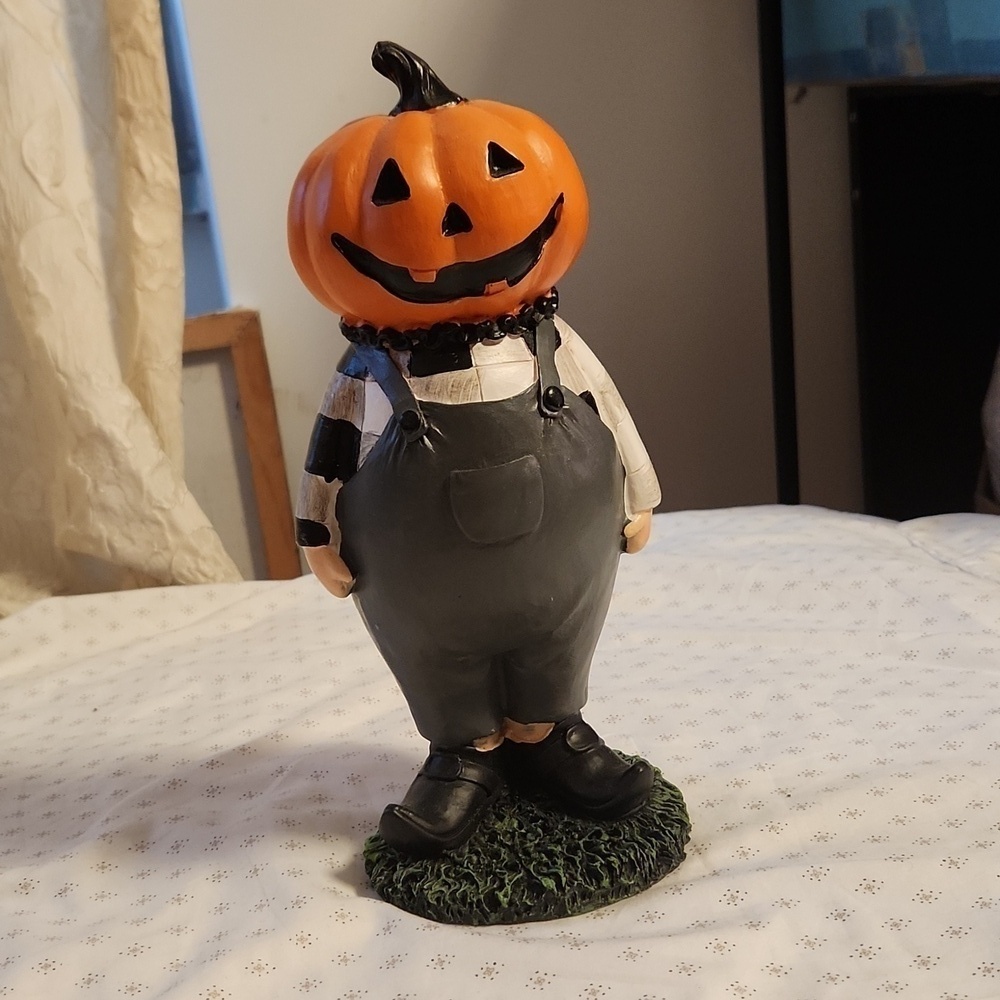 Pumpkin head Farmer figurine Friend of Marvin The Mummy